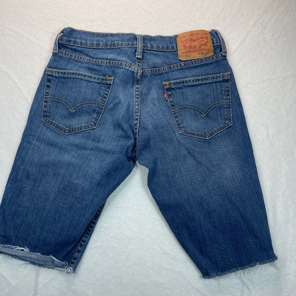 Levis 511 30' Waist Cut Off Denim‎ Shorts sz 10/12 Blue Med Wash Raw Hem Bermuda - Picture 6 of 10